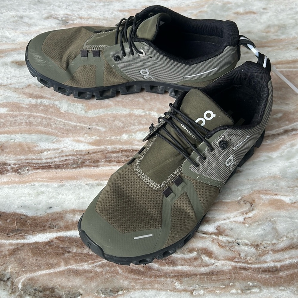Cloud 5 waterproof sneakers